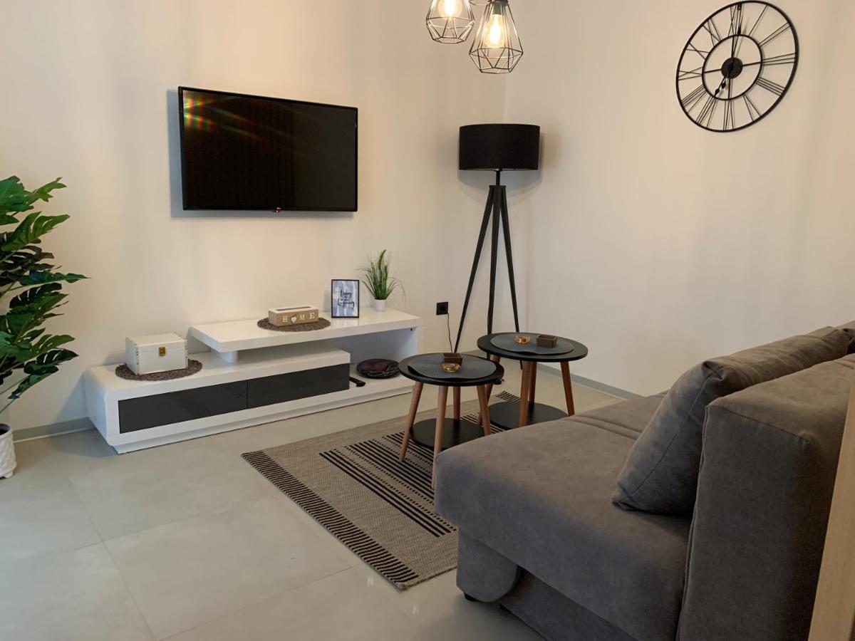 Apartments & Room Piutti Bale Exterior foto